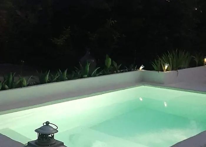 -alba Vikendica Donji Okrug (Ciovo)