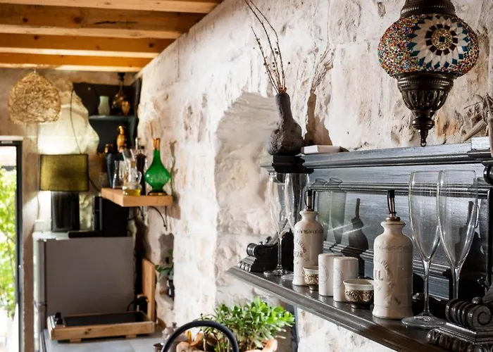 -alba Vikendica Donji Okrug (Ciovo)